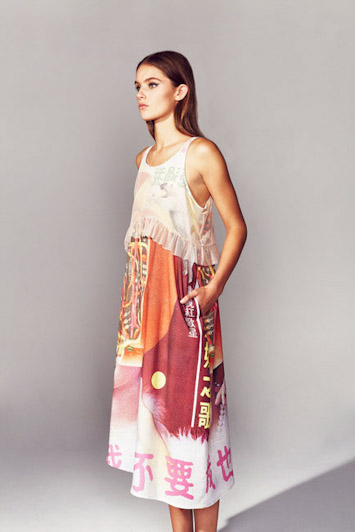 Kinoak - dámské lehké letní šaty s potiskem