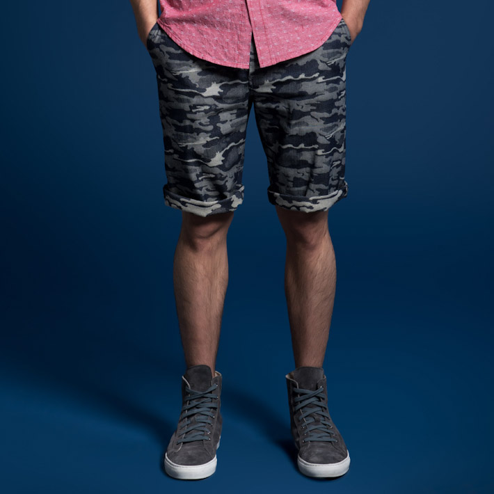 Outclass pánské šortky maskáčový vzor