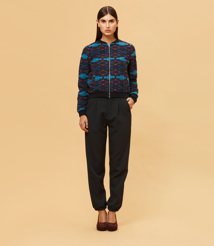 Libertine Libertine dámská mikina se vzorem na zip, černé kalhoty