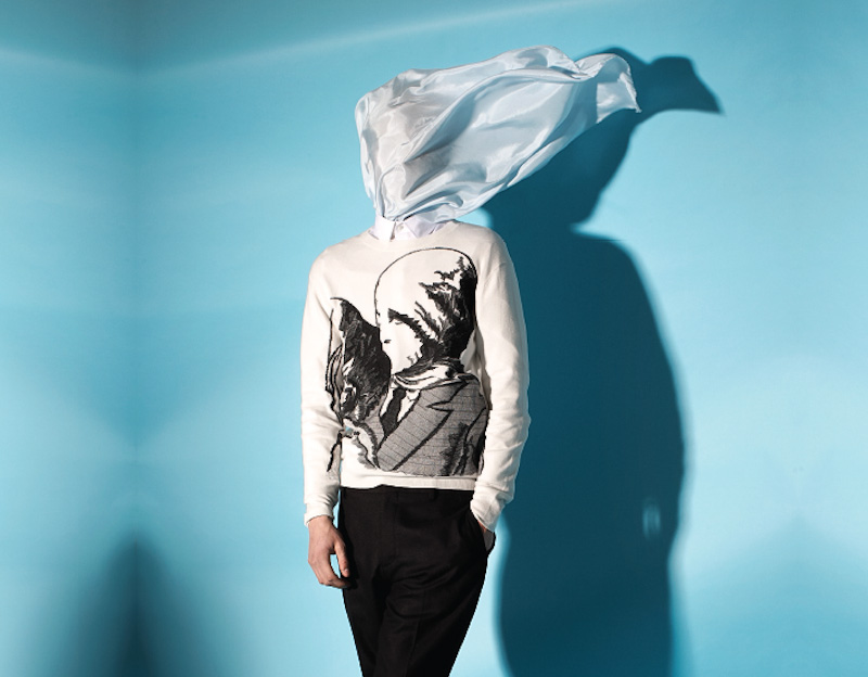 Opening Ceremony – surrealistická mikina, René Magritte