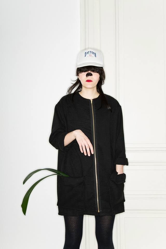 MONGOL – Monika Přikrylová – černá dlouhá bunda