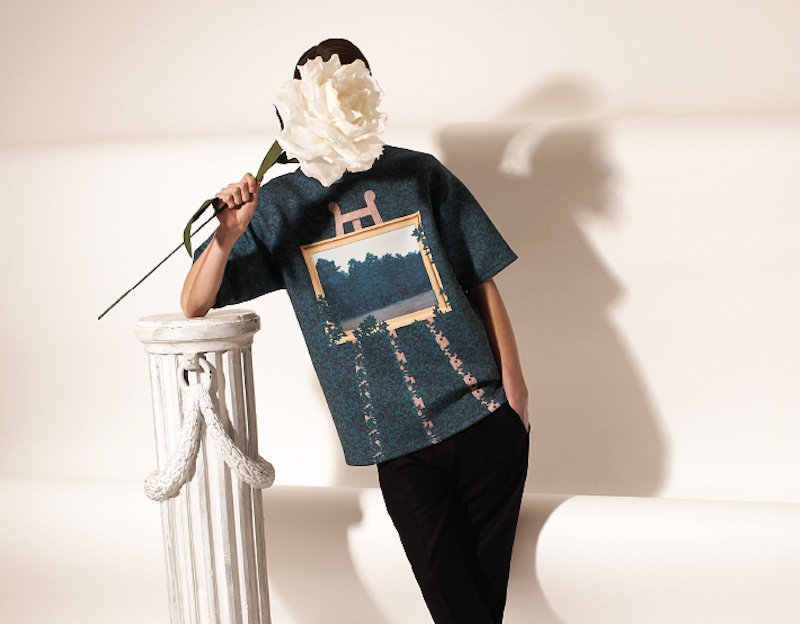 Opening Ceremony – surrealistické tričko, René Magritte