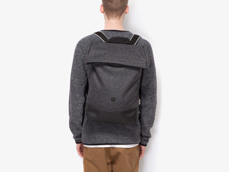 Ucon Kasperk Backpack – batoh na záda, vlněný, stylový, městský, černý