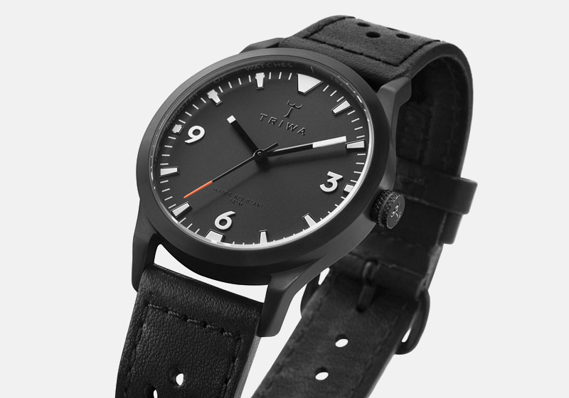 Hodinky Triwa – Sort of Black Glow – černé, ocelové pouzdro, kožený řemínek, chronografy | Pánské a dámské luxusní hodinky