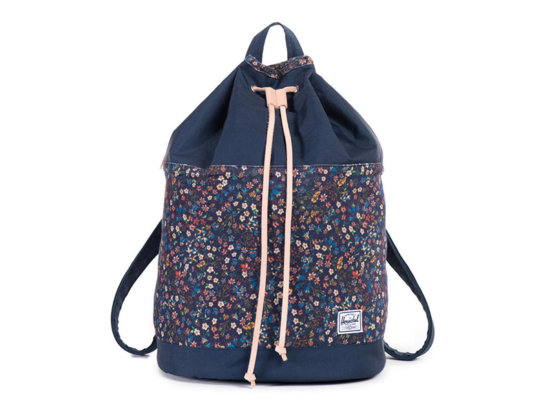Herschel Supply x Liberty — plátěný (bavlněný) dámský batoh na záda, modrý (navy blue), květinové vzory — Hanson