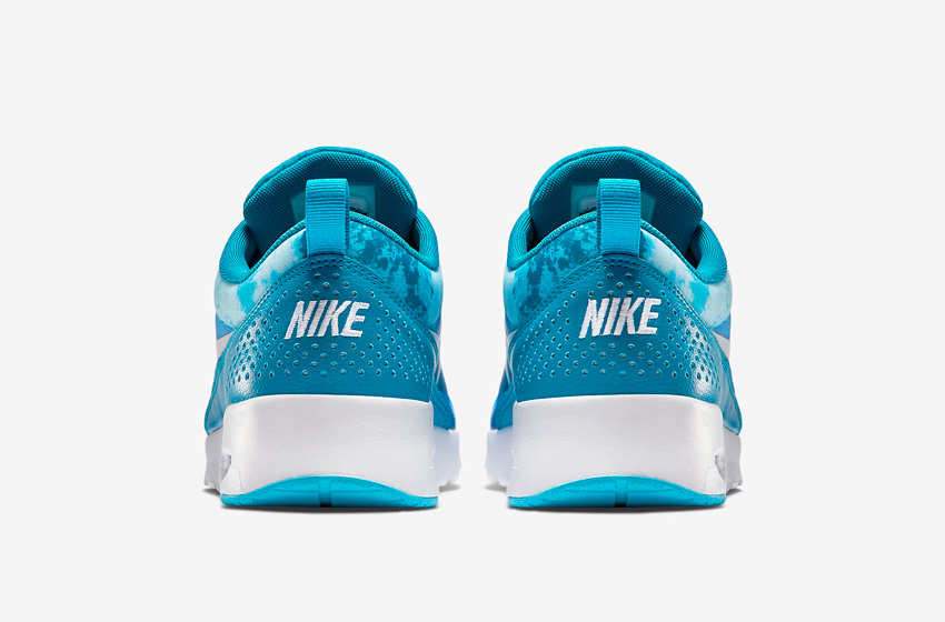 Nike Air Max Thea — tyrkysové (modré), dámské, bílá podrážka, zadní pohled