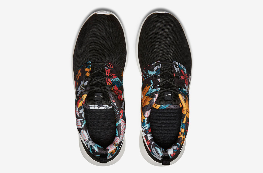 Nike Roshe One – dámské běžecké boty, tenisky, černé, barevný květinový motiv – Roshe Run