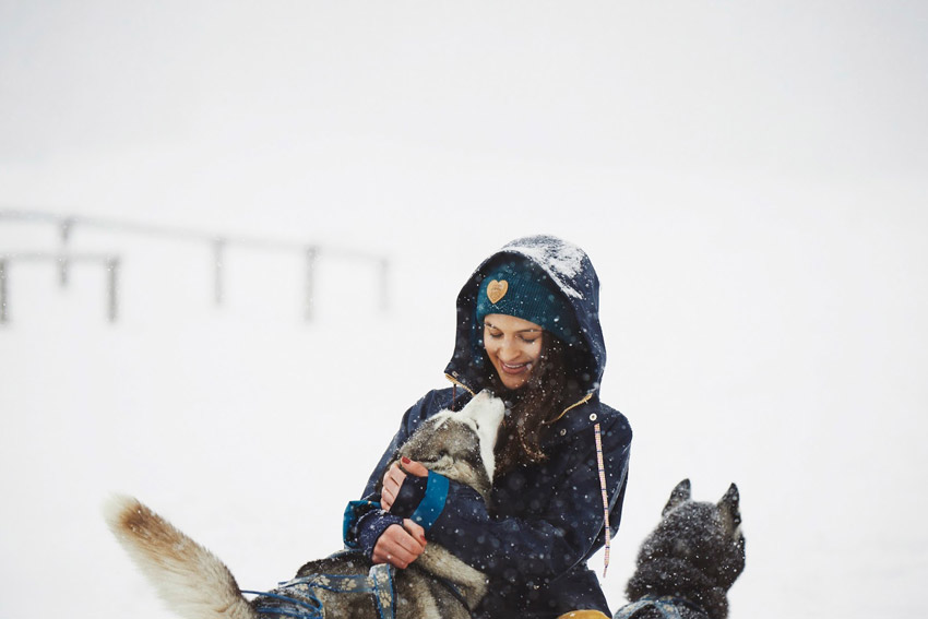 Femi Pleasure — gumový pršiplášť s kapucí, dámský, modrý, gumová nepromokavá bunda — dámské oblečení podzim/zima — fall/winter 2015