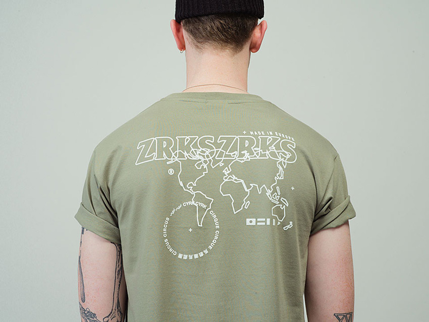 Zirkus Zirkus — Nomads — bledě zelené tričko s potiskem na zádech, light green t-shirt — podzim/zima 2015