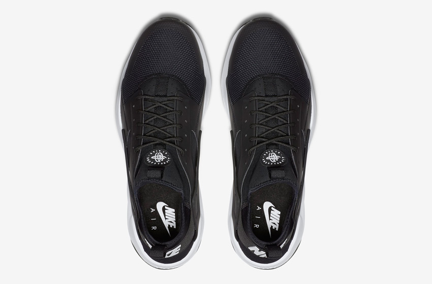Nike Air Huarache Ultra — černé — horní pohled