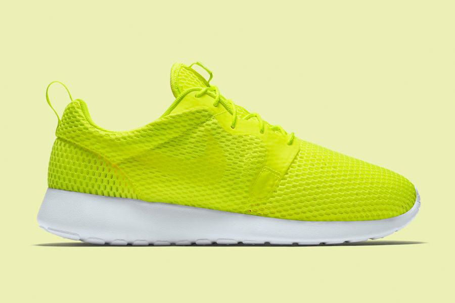 Nike Roshe One Hyper Breathe — pánské boty, tenisky — křiklavě žluto-zelené — běžecké sneakers