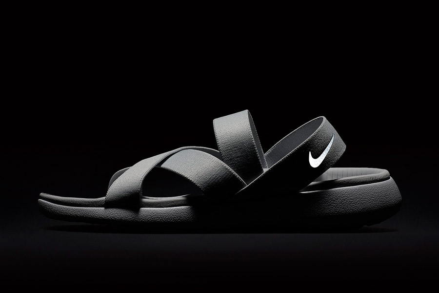 Nike Roshe One Sandals WMNS — dámské sandály, letní — reflexní prvky