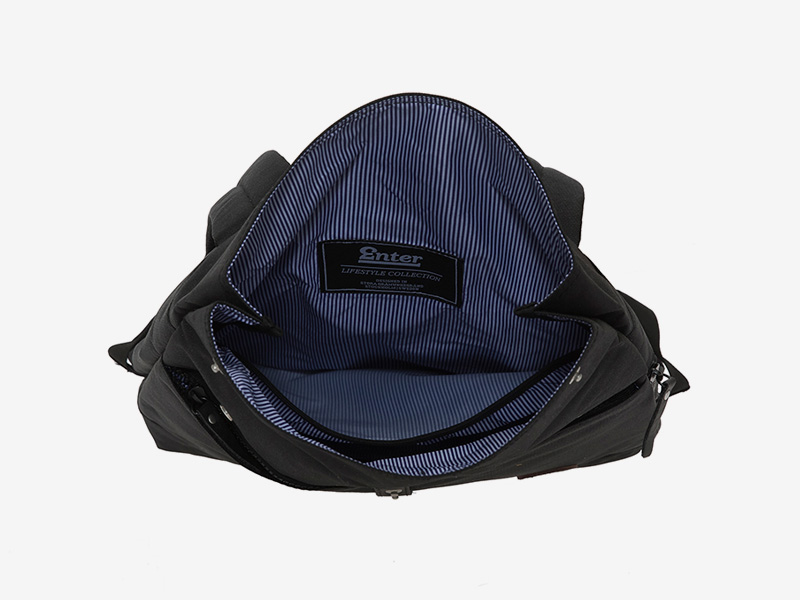 Enter — plátěný batoh — přeýbací — černý — Fold Top Backpack