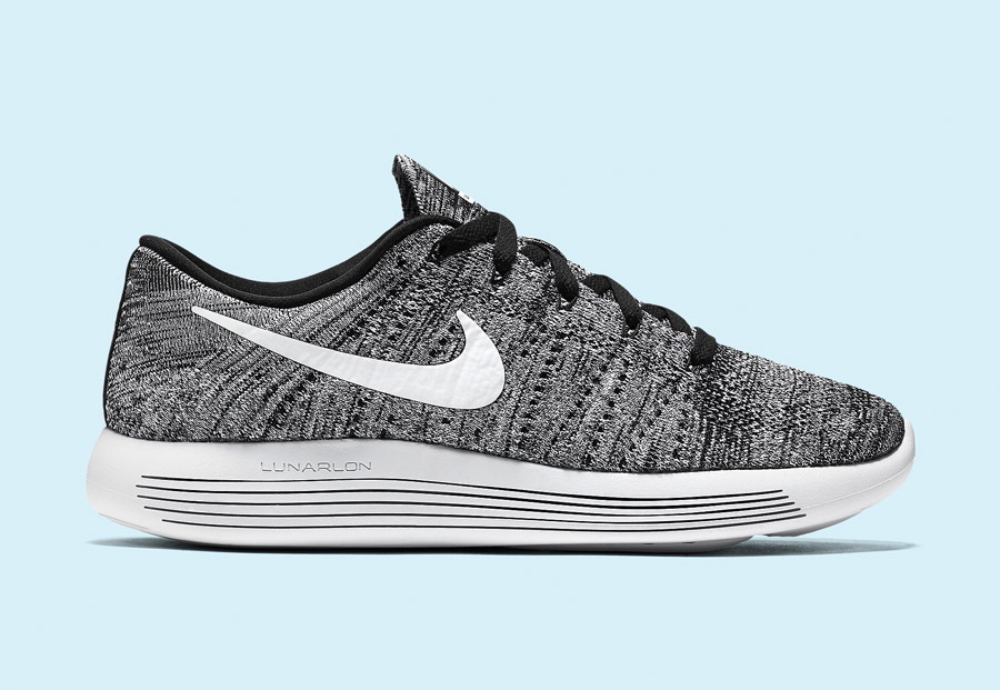 Nike LunarEpic Low Flyknit — pánské běžecké boty — tenisky — lehké — textilní — černé, bílé