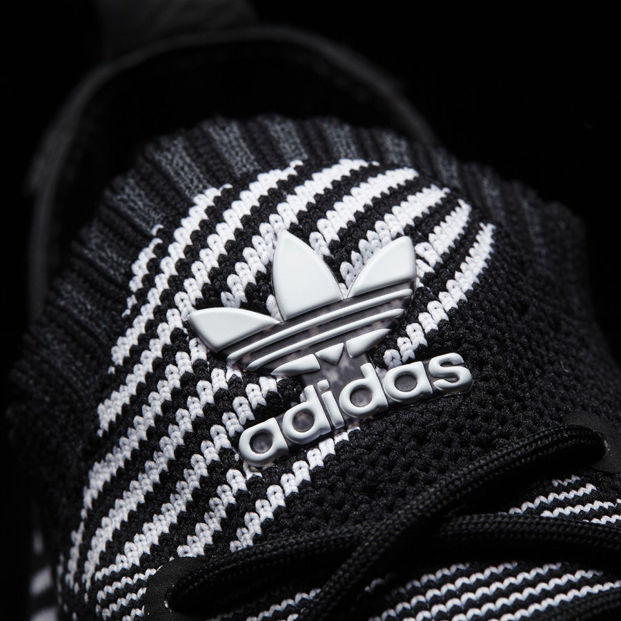 adidas Originals ZX Flux ADV Virtue — dámské boty, tenisky — černé — detail jazyka