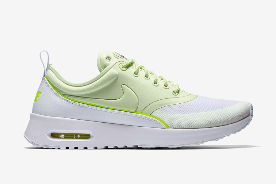 Nike Air Max Thea Ultra — dámské boty — tenisky — sneakers — zelené, bílé