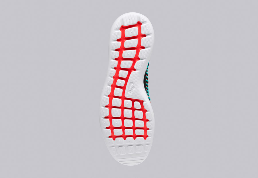 Nike Roshe Two Flyknit — boty — podrážka — detail — Nike Roshe Run