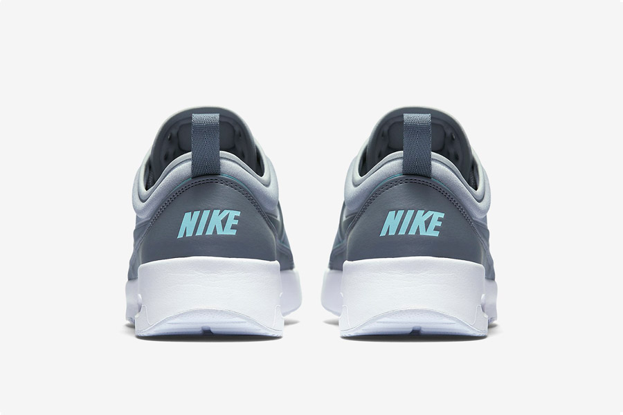 Nike Air Max Thea Ultra — dámské tenisky — boty — sneakers — šedé, modré