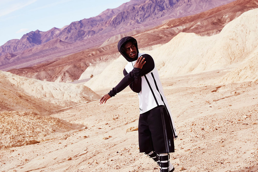 PUMA x UEG — Gravity Resistance — pánská mikina s kapucí, černo-bílá — černé šortky — futuristické