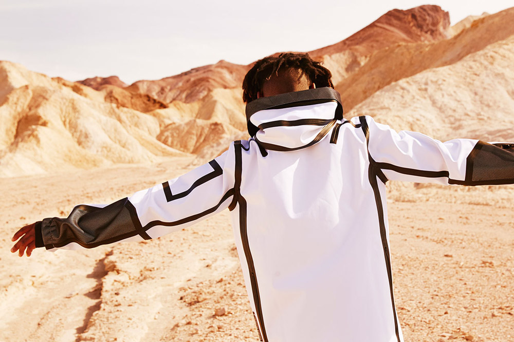 PUMA x UEG — Gravity Resistance — pánská mikina s kapucí, bílá — futuristická — lookbook