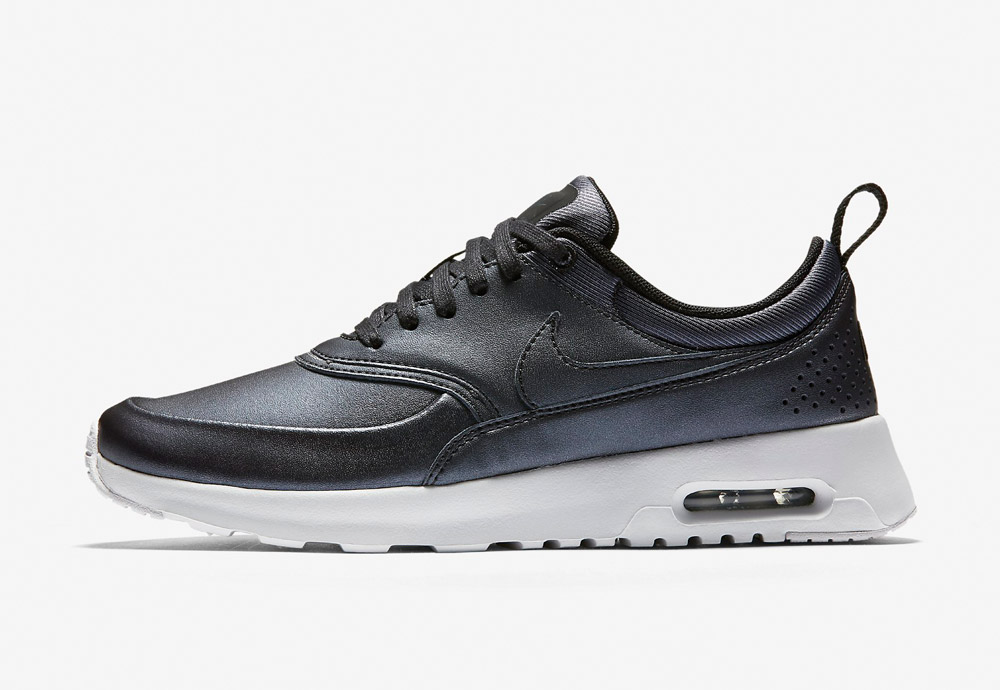 Nike Air Max Thea SE — dámské boty — tenisky — sneakers — metalické — tmavě šedé