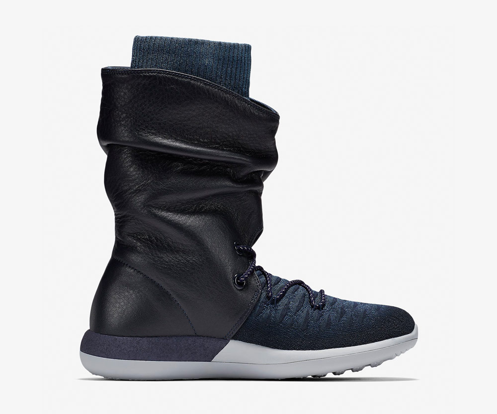 Nike Roshe Two Flyknit Hi — dámské zimní boty — kotníkové — vysoké — voděodolné — sneakers — černo-modré