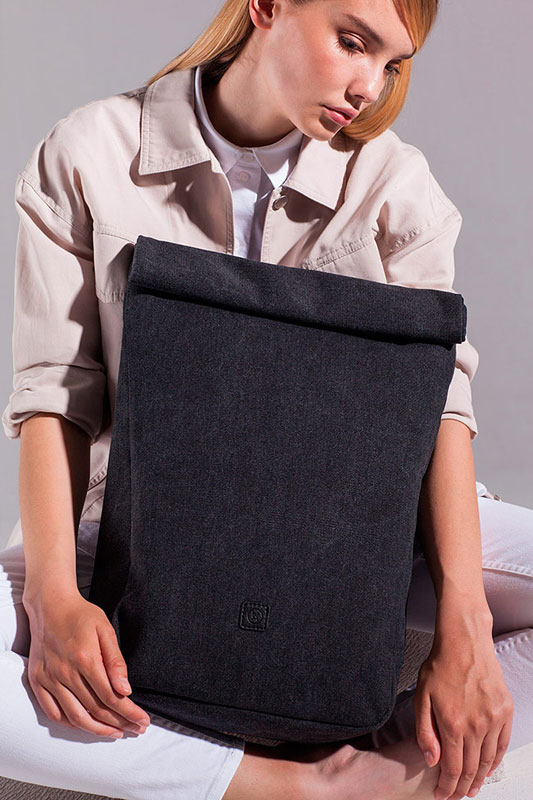 Ucon Acrobatics — batoh — tmavě šedý — sustainable, vegan — Alrich Backpack