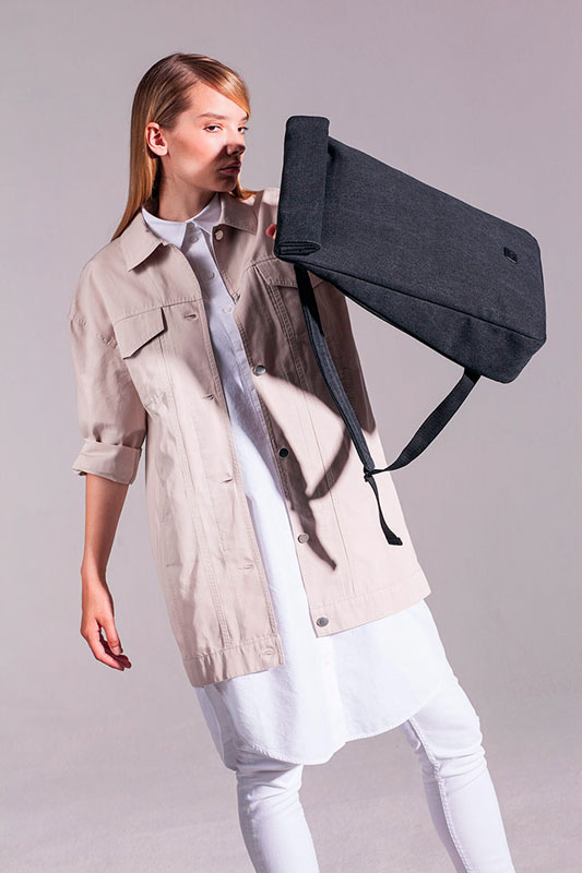 Ucon Acrobatics — batoh — tmavě šedý — sustainable, vegan — Alrich Backpack