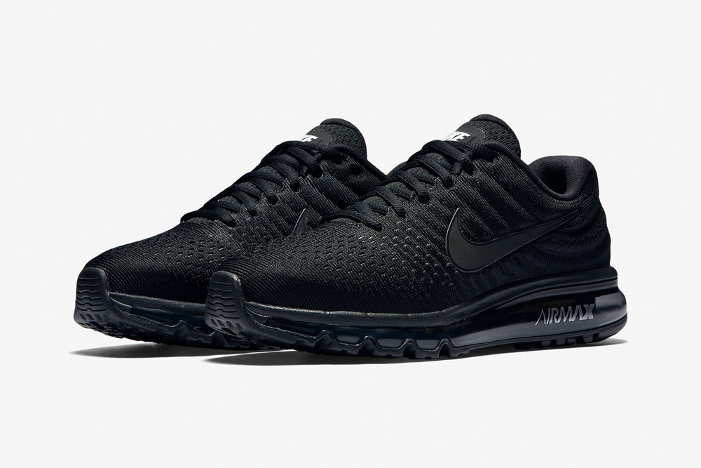 Nike Air Max 2017 — pánské boty — běžecké — tenisky — sneakers — černé (black)