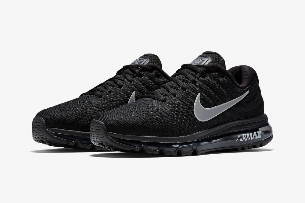 Nike Air Max 2017 — pánské boty — běžecké — tenisky — sneakers — černé (black)
