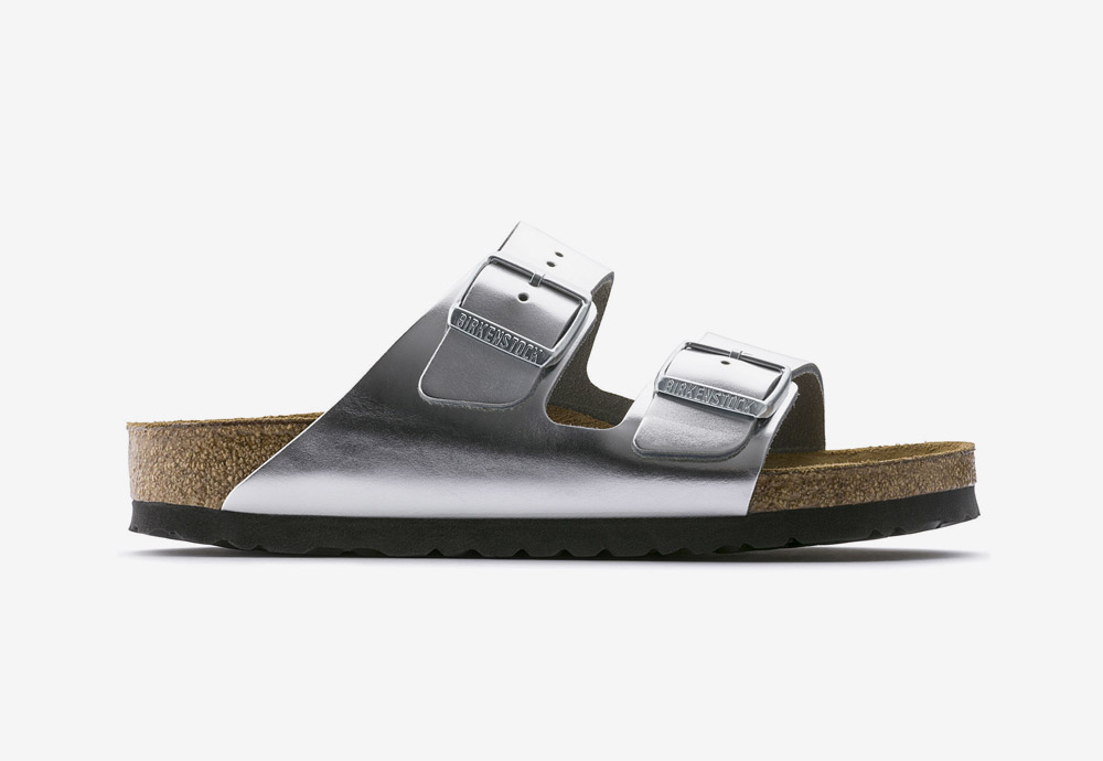 Birkenstock — korkové pantofle — Arizona — dámské — kožené — stříbrné — metalické — Metallic Silver