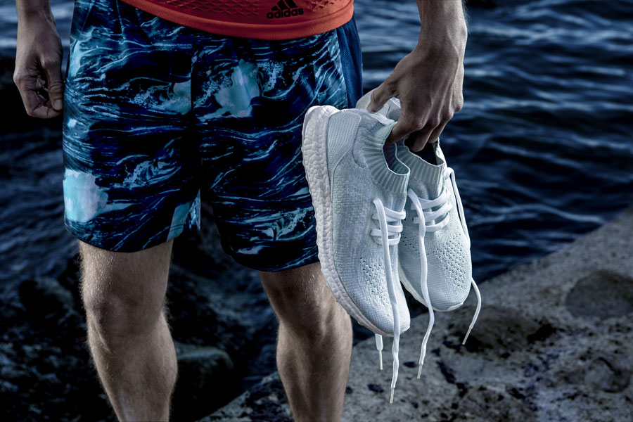 adidas UltraBOOST Uncaged Parley — běžecké boty — recyklované — světle modré — adidas Running