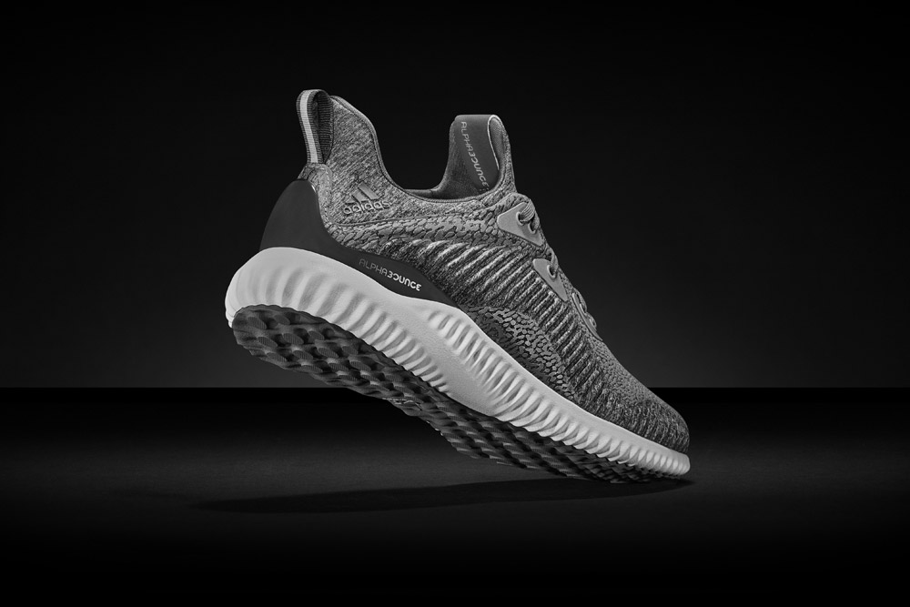 adidas alphabounce Reflective Silver — reflexní tenisky — běžecké boty — sneakers — running shoes — pánské, dámské — šedé