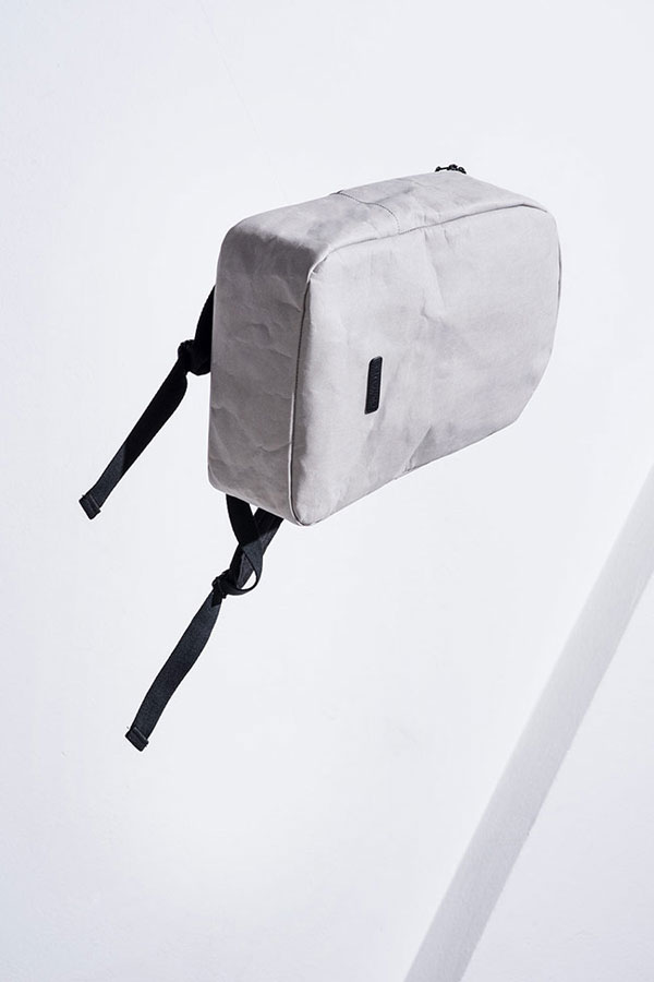 Ucon Acrobatics — šedý batoh z celulózy — Marvin Backpack — nepromokavý — série Paper
