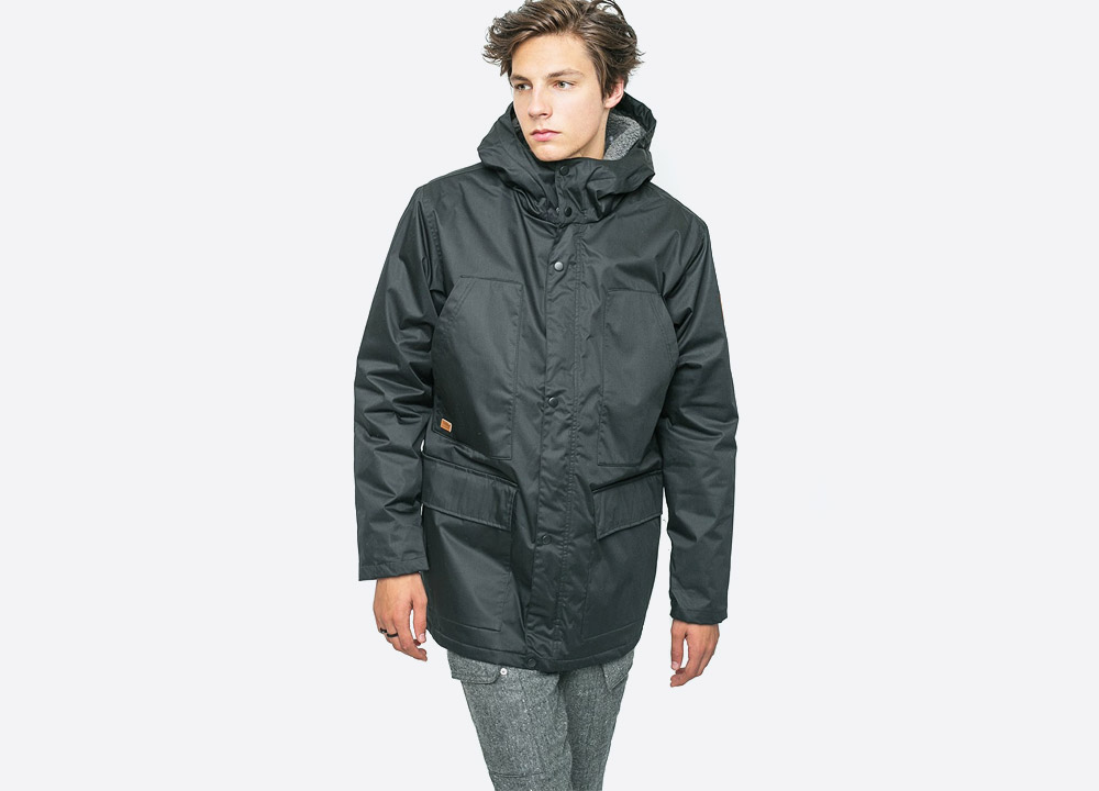 Makia — Field — pánská zimní bunda s kapucí — černá — black men’s hooded winter jacket