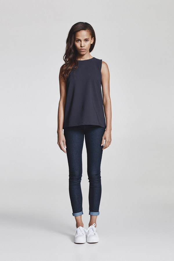 Makia — dámské tílko — tmavě modré — jaro 2018 — dámské oblečení