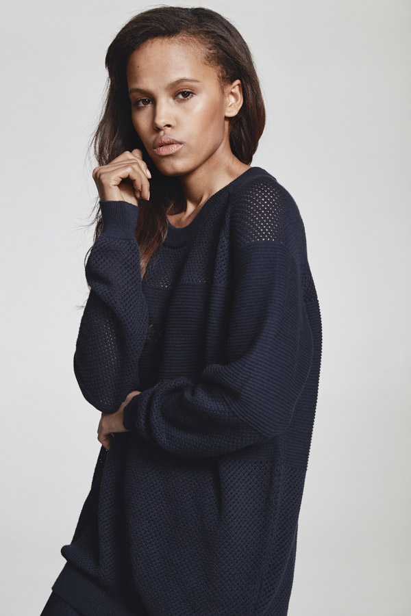 Makia — dámská průsvitná mikina — tmavě modrá — jaro 2018 — dámské oblečení