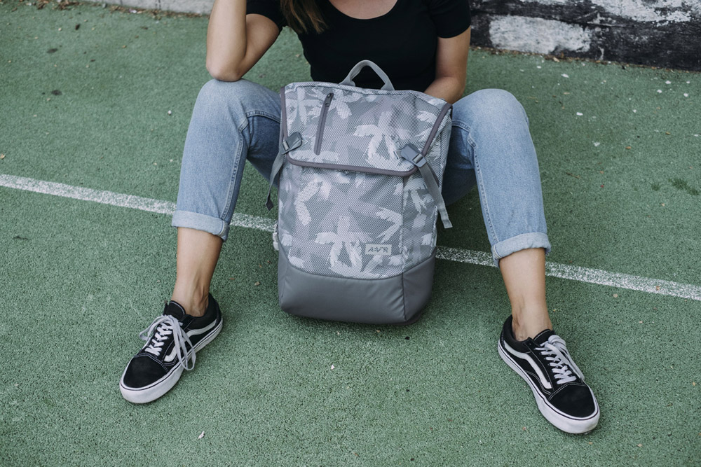 Aevor — Daypack — batoh se vzorem recyklovaný z PET lahví — sustainable backpack — jaro/léto 2018