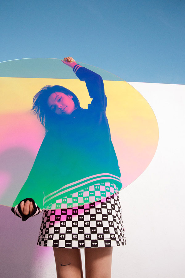 Vans x Lazy Oaf — šachovnicová sukně Eyeball Check Skirt