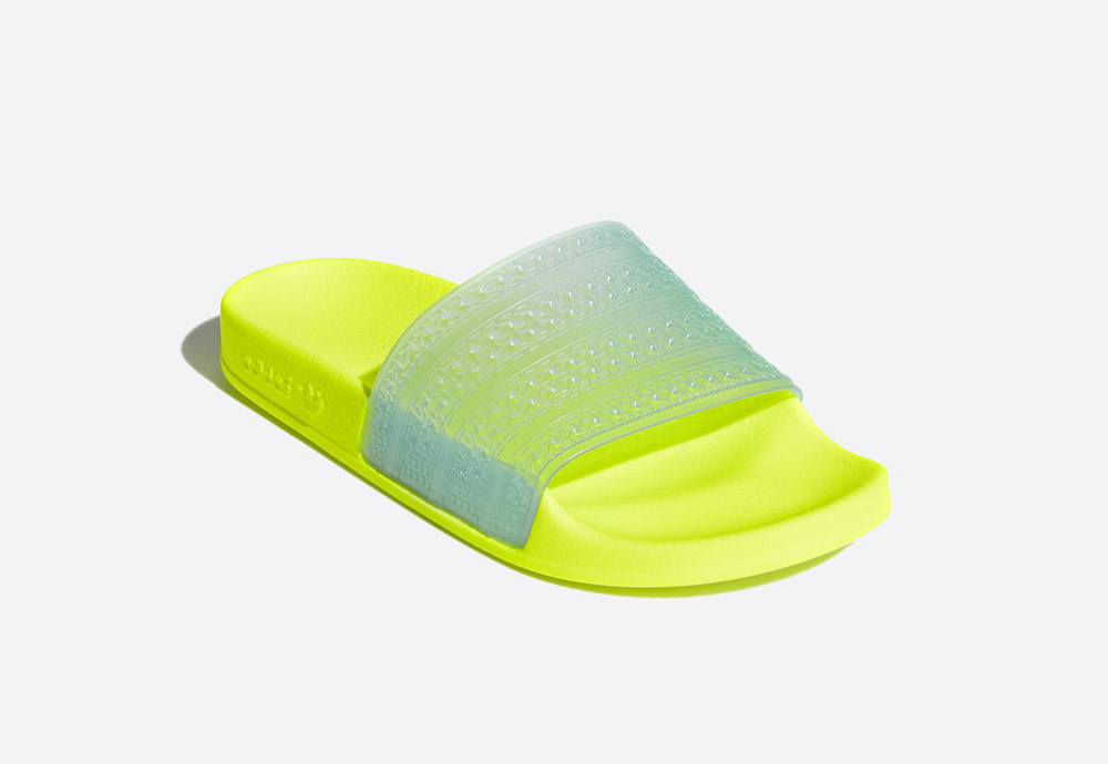 adidas Originals Adilette Lilo — dámské pantofle — letní nazouváky — žluté, zelené, křiklavé — womens green/yellow slides