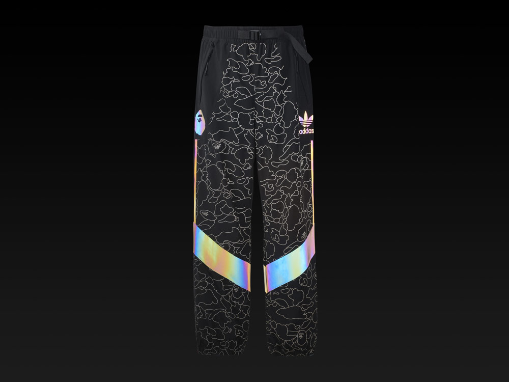 adidas Snowboarding by BAPE® — snowboardové kalhoty Slopetrotter Pant — černé se vzorem