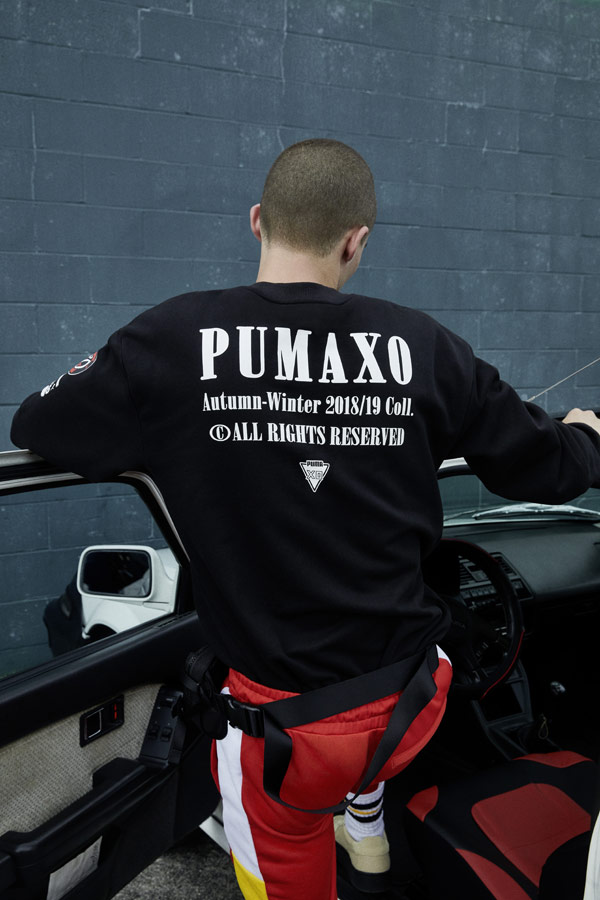 PUMA x XO — mikina s potiskem na zádech — černá — AW 18