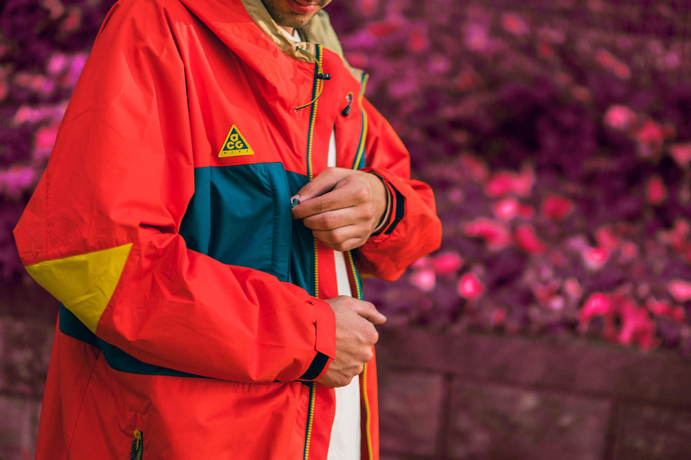 Nike ACG — oranžovy anorak s kapucí — outdoorové městské oblečení, boty, doplňky — zima 2018