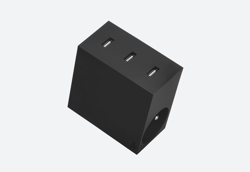 Usbepower Hide — USB nabíječka — designová, hranatá — černá — 3 porty typu A, 2 síťové zásuvky