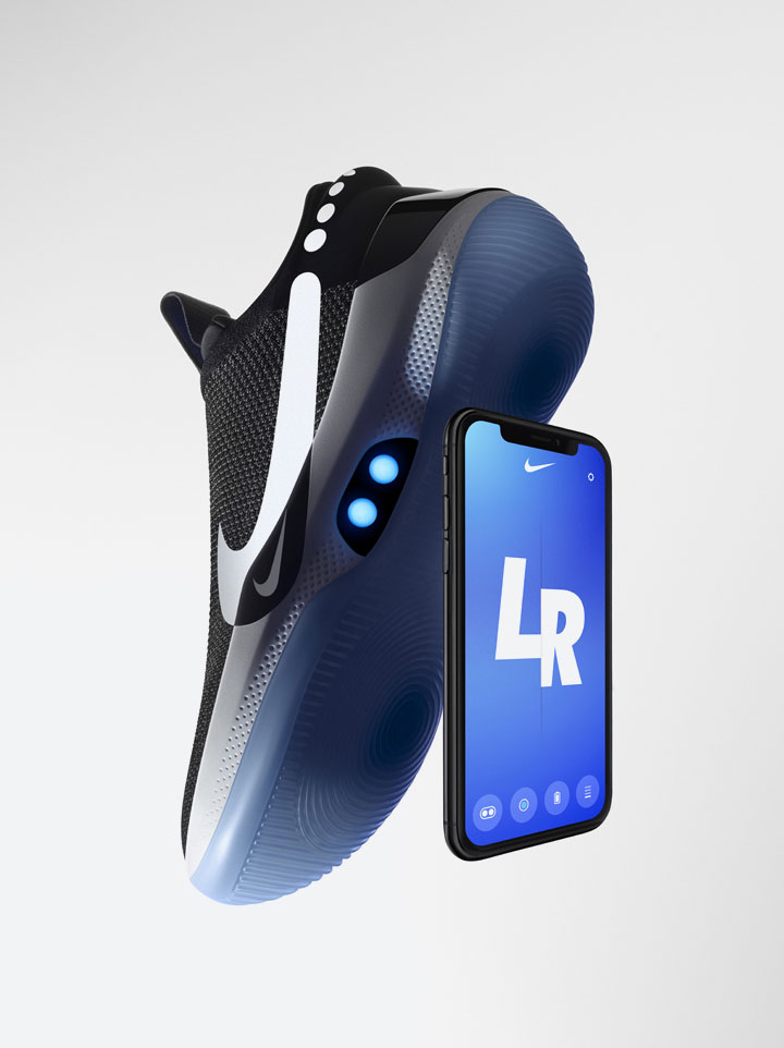 Nike Adapt BB — basketbalové boty — samošněrovací — svítící, elektronické — Hi-Tech basketball sneakers — sportovní obuv — Fit Adapt