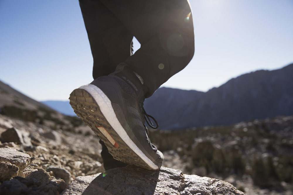 adidas TERREX Free Hiker — outdoorové boty — turistické — kotníkové — pohorky — dámské — pánské